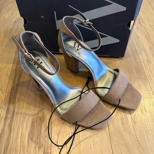 Tan Worthington heels, size 8 1/2, New in original box